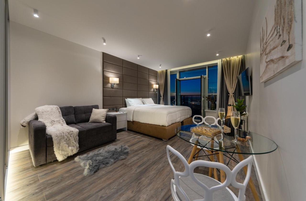 Apartment Victory-38 Luxury Center