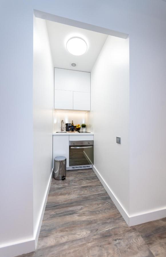 Victory-38 Luxury Center Apartment Kiew