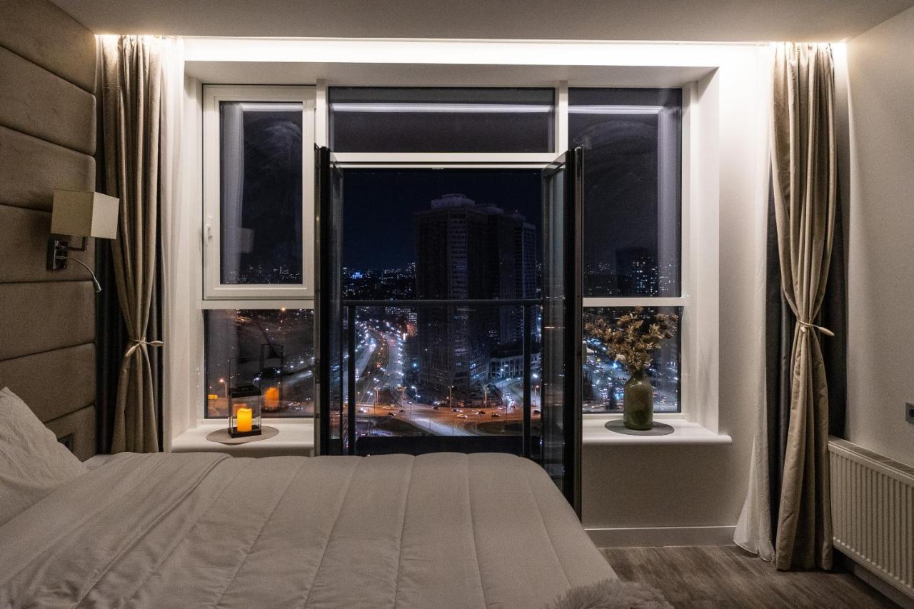 Victory-38 Luxury Center Apartment Kiew