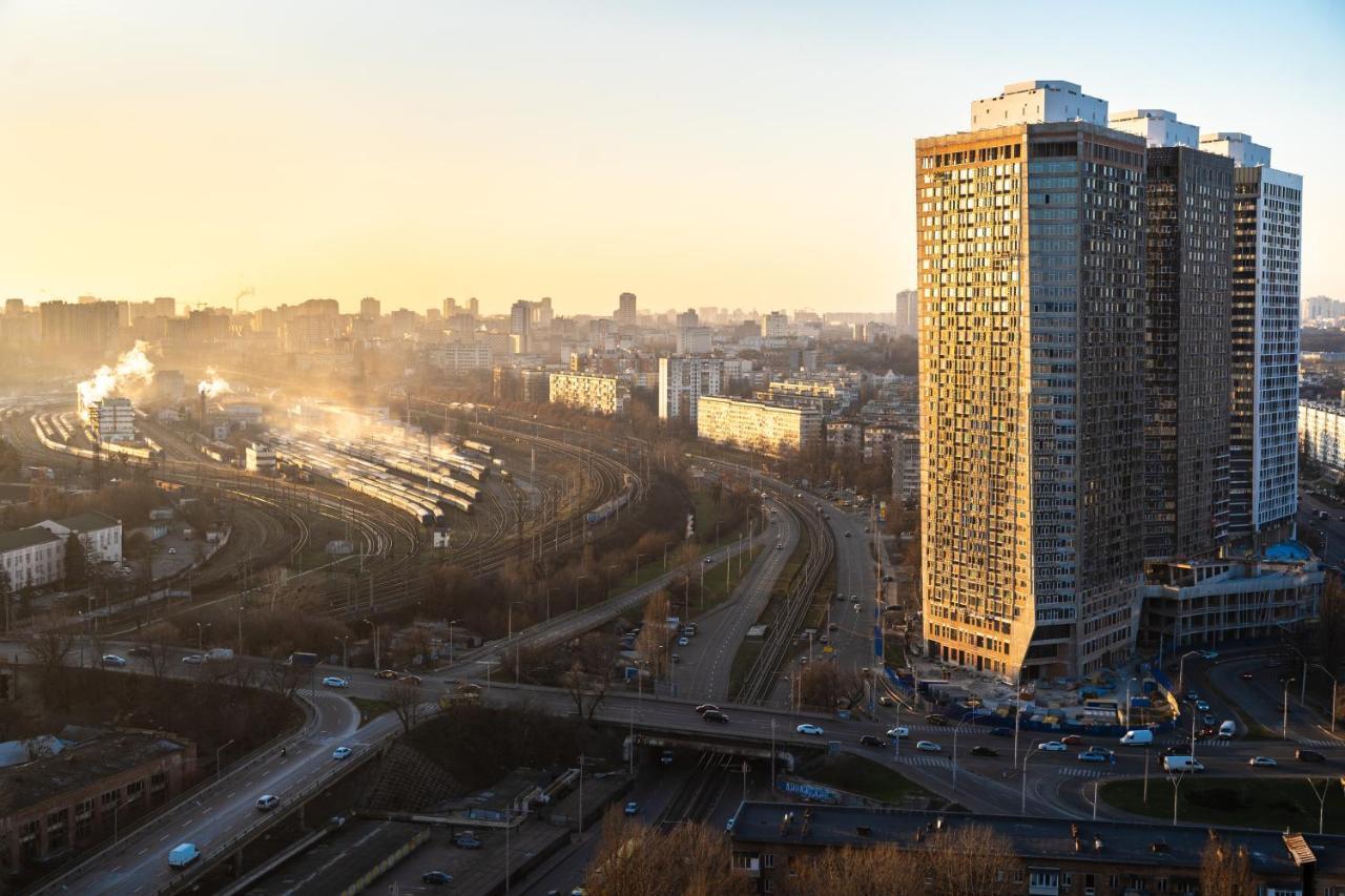 Victory-38 Luxury Center Apartment Kiew